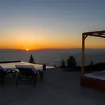 Villa Nikolakos