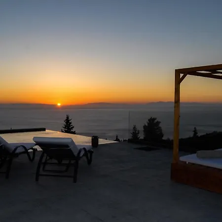 Villa Nikolakos