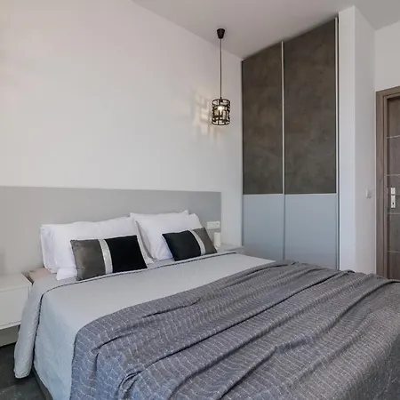 Villa Nikolakos *