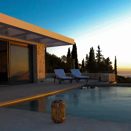 Villa Nikolakos *