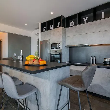 Nikolakos Willa Ajos Nikolaos